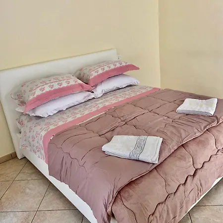 Blessingnarrowstreet95 Napoli